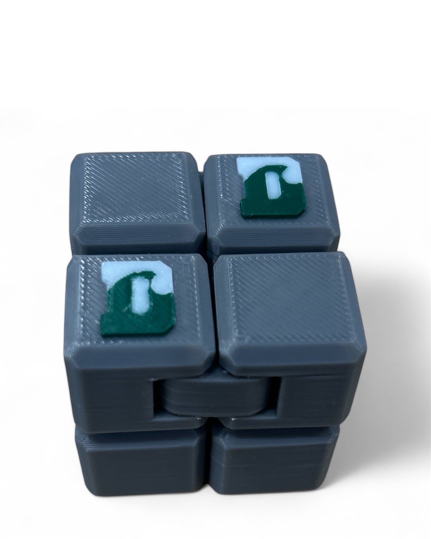 Toy - Delbarton Infinity Fidget Cube - White, black, Grey, Pink