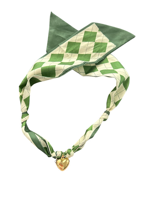 Necklace - Good Karma Scarf Necklace Argyle Print with Gold Heart Charm - Green & White